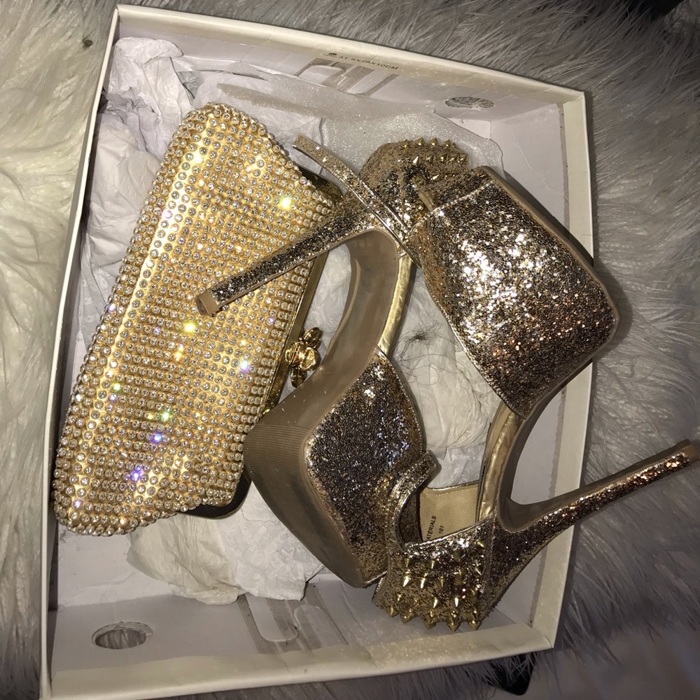 Gold Blingy Prom Shoes and Clutch